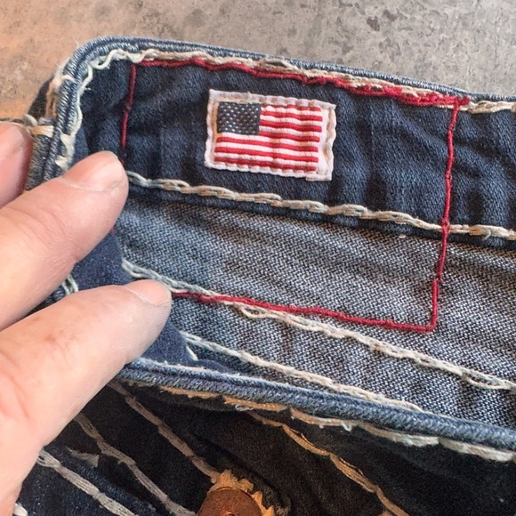 Size 27 True Religion Johnny super T T dark blue/white contrast stitching. EUC - Picture 6 of 16